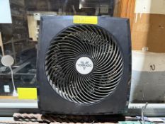 VORNADO TABLE TOP FAN