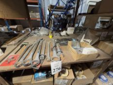 LOT CONSISTING OF ASSORTED TOOLS