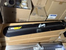 KRAFT TOOLS B/S FRESNO TROWEL W/ SWIVEL BRACKET