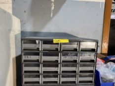 LOT CONSISTING OF METAL ORGANIZER WITH CONTENTS