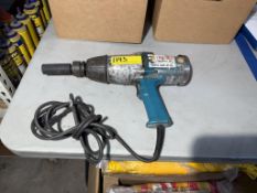 MAKITA 6906 IMPACT WRENCH