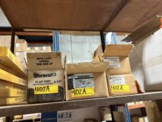 LOT CONSISTING OF ASSORTED FLAP DISC AND CUTTING