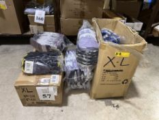 LOT CONSISTING OF ASSORTED GLOVES
