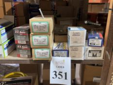 LOT CONSISTING OF ASSORTED SCREWS