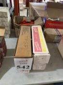 LOT CONSISTING OF ULTRA GLO FLAGGING ITEMS