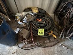 PALLET CONSISTING OF: HOSES, CHAIN HOIST AND