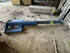 TELESCOPIC FORKLIFT BOOM