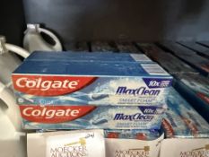 LOT CONSISTING OF (36) COLGATE MAXCLEAN SMART FOAM
