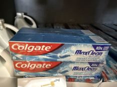 LOT CONSISTING OF (24) COLGATE MAXCLEAN SMART FOAM