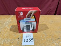 NINTENDO SWITCH OLED MODEL