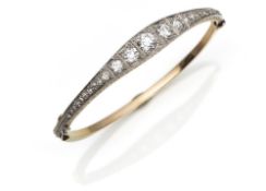 Bangle with diamonds