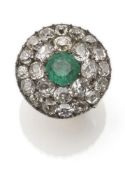 Historic ring, emerald and diamonds (Indian work), ring band Europe