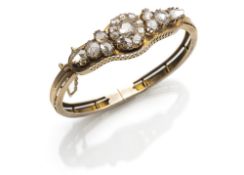 Belle Époque bangle with diamonds