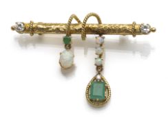 BROOCH EMERALDS & OPALS