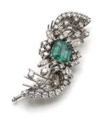 BROOCH WITH EMERALD & DIAMONDS