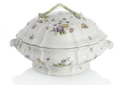 A LARGE SOUP TUREEN AND COVER 