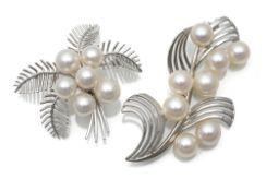 BROOCHES WITH PEARL TRIMMING CONVOLUTE