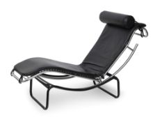 Adjustable chaise longue 