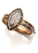 Classicist memory bangle