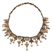 A MAGNIFICENT EDWARDIAN GOLD AND GEMSTONE NECKLACE; A SO-CALLED SUFFRAGETTE NECKLACE