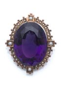 Neoclassical pendant with amethyst