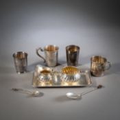 MILK AND SUGAR WITH TRAY, FOUR BEAKER AND TWO SPOONS