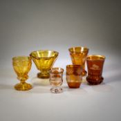 FIVE SPA GLASSES AND A FOOTED DISH