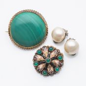 A MIXED LOT OF 3 ITEMS