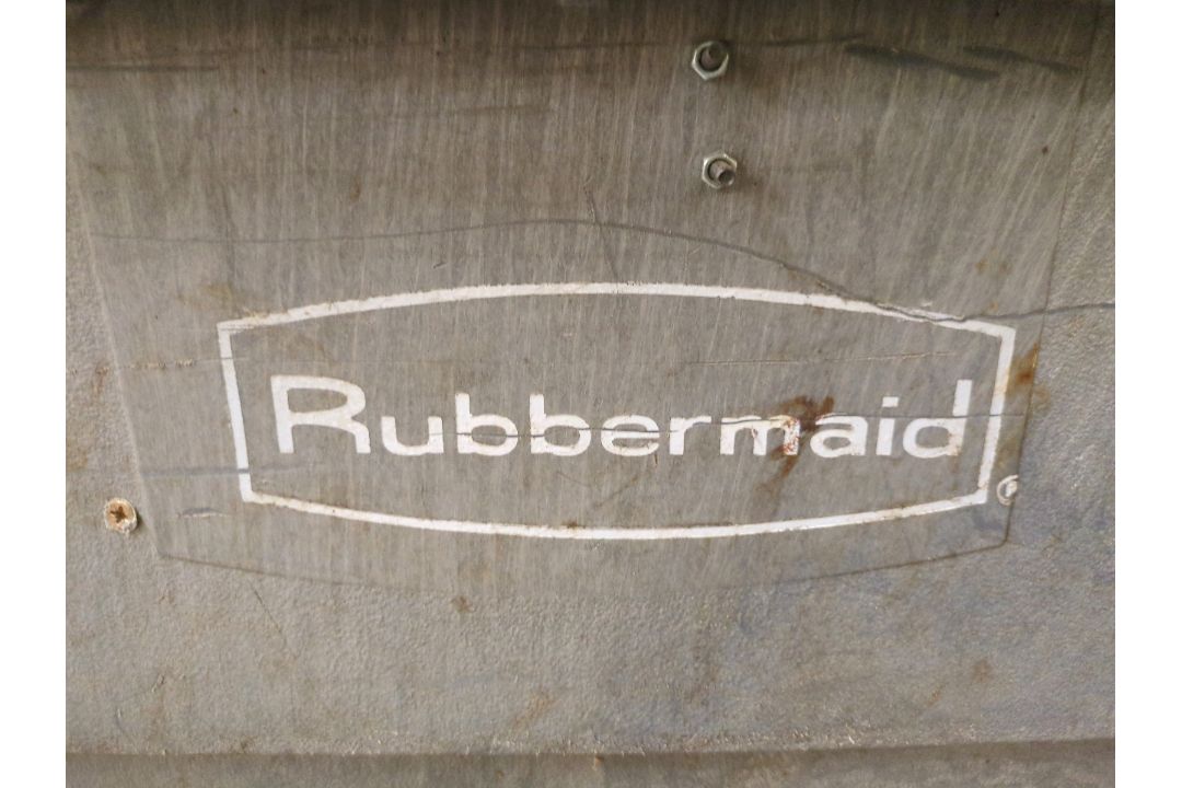 Rubbermaid Tipper Bin - Image 5 of 6