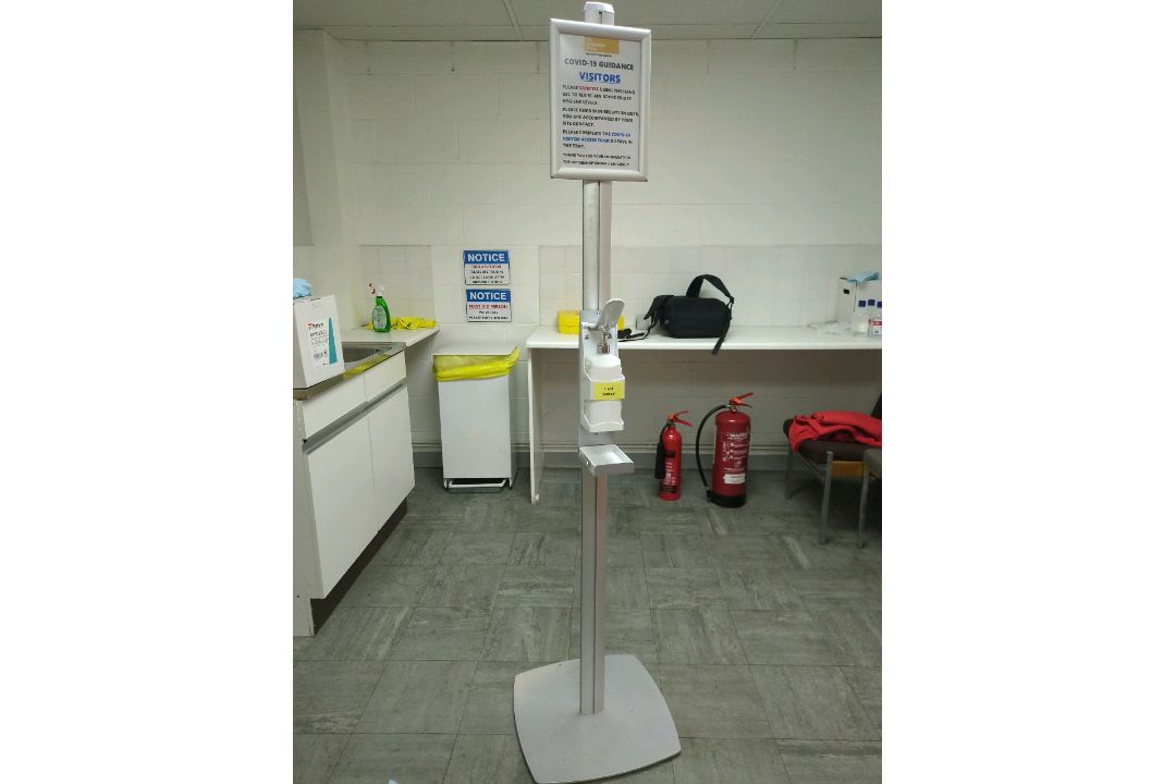 *NO RESERVE* Hand Sanitising Station - Image 2 of 6