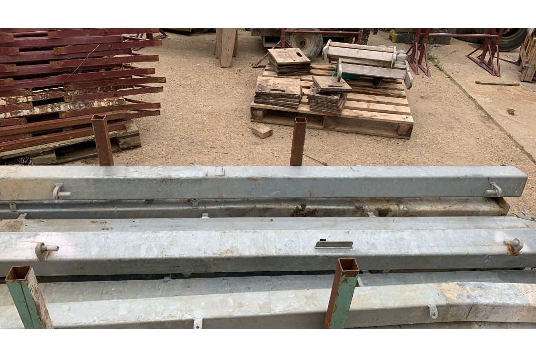 Galvanised Chain Link Fencing + Posts & Gates - Image 16 of 16