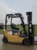 CATERPILLAR - 2012, (6000 hours) Electric Powered Forklift Truck