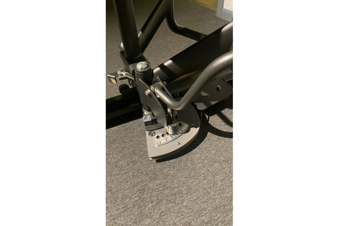 Technogym Abductor Pin Loaded - Image 9 of 10