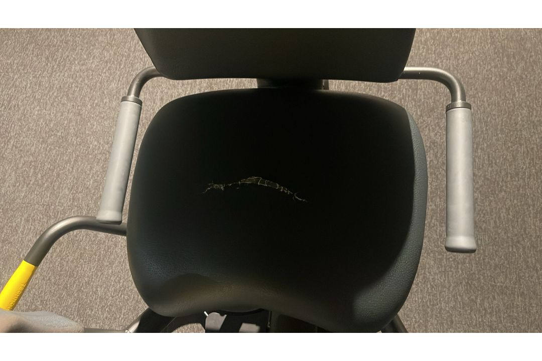 Technogym Abductor Pin Loaded - Image 7 of 10