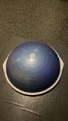 1 x Bosu Balance Board