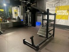Plate Loaded Pendulum Squat