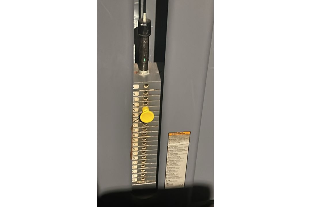 Technogym Abductor Pin Loaded - Image 4 of 10