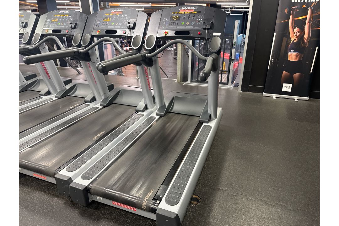 LifeFitness Treadmill - Image 5 of 5