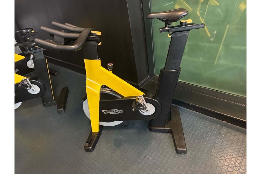 Everlast Spin Bike - Image 1 of 6