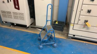 *NO RESERVE* Small Mobile Safety Steps