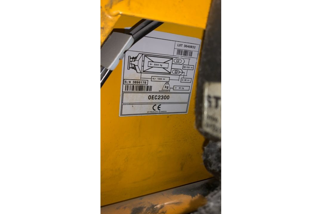Euroscales 1323 Pallet Truck With Weighing Scales SWL 2300KG - Image 4 of 5