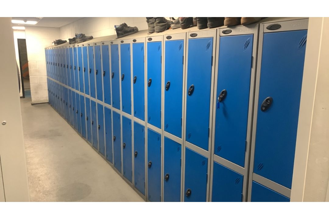 29 x Probe Blue Lockers 2 Individual Large Lockers Per Set - Image 1 of 2