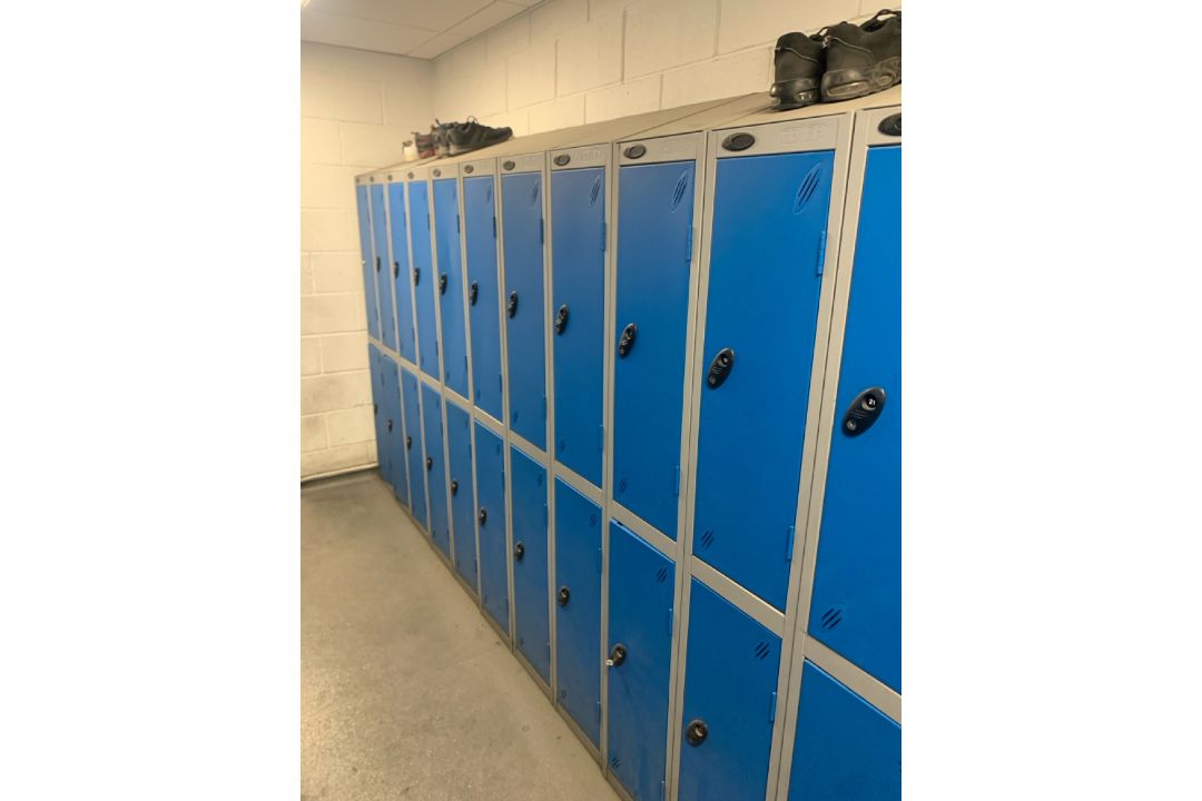 29 x Probe Blue Lockers 2 Individual Large Lockers Per Set - Image 2 of 2