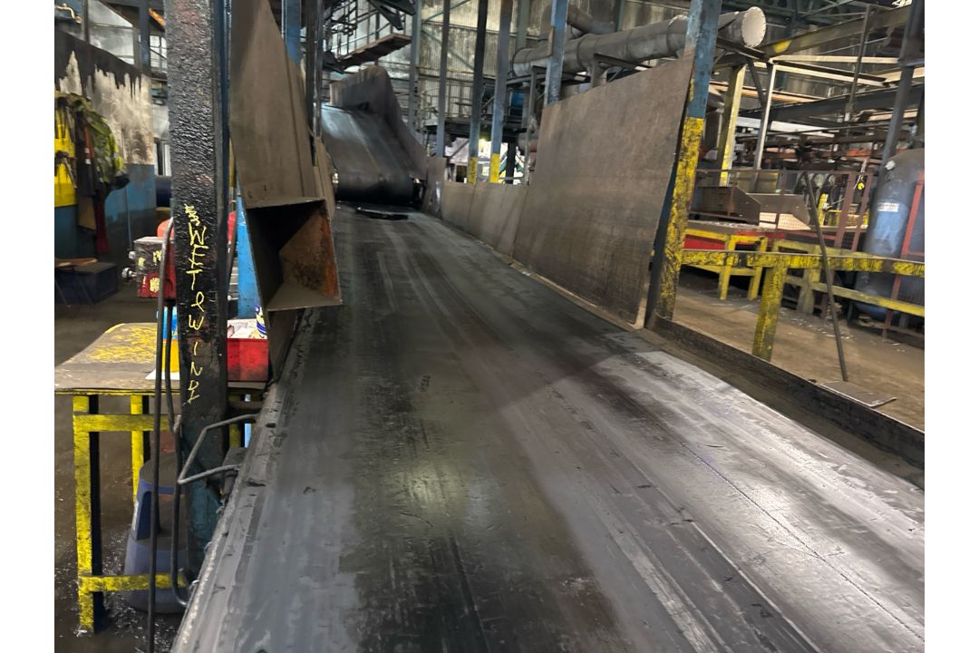 Jost Steel Vibrating Conveyor 4 - Image 1 of 7