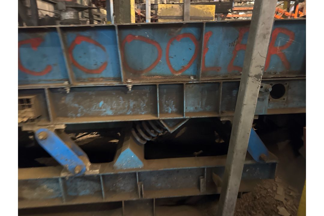 Jost Steel Vibrating Conveyor 3 - Image 3 of 9