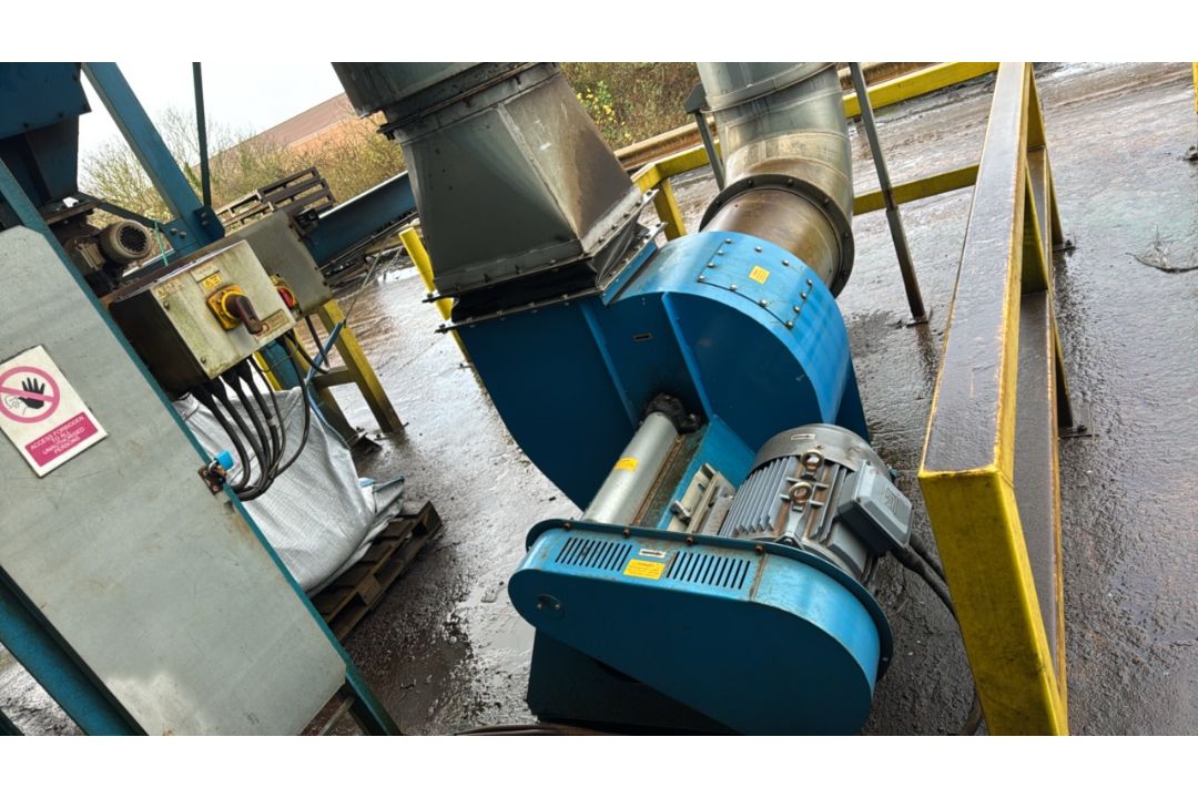 Extraction System From Fabrication Shop - Image 10 of 12