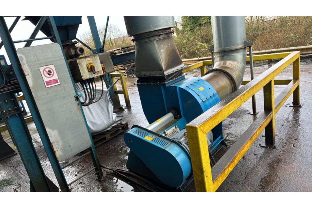 Extraction System From Fabrication Shop - Image 9 of 12