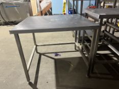*NO RESERVE* S/S Table Ideal For Table Top Appliance