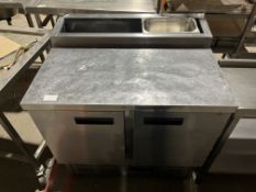 *NO RESERVE* Polar 2 Door Prep Top Fridge With Gastro Prep