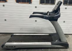 *NO RESERVE* True Fitness 650 Treadmill (Spares or Repairs)